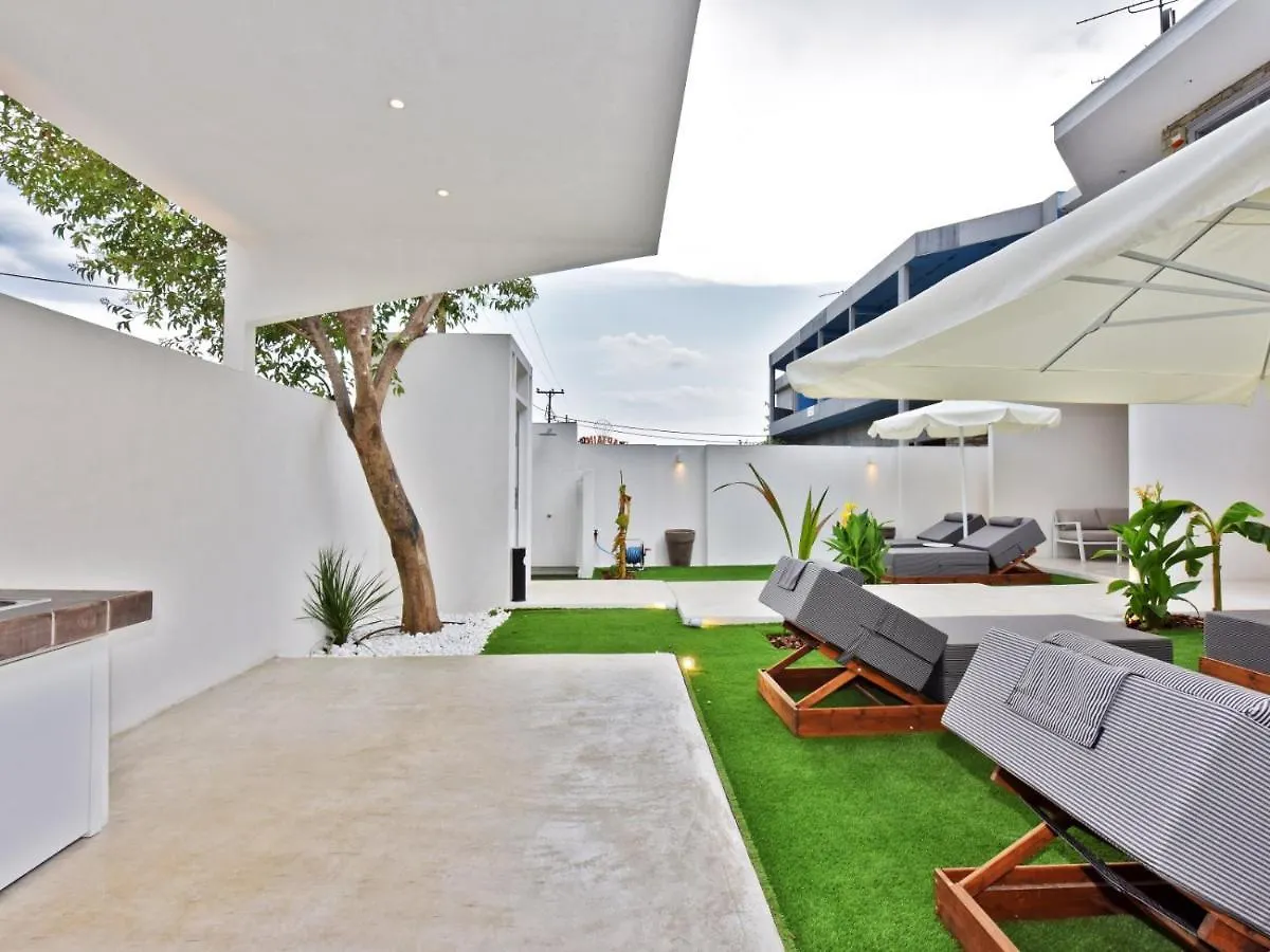 4 Elements Seaside Luxury Suites By Rentalspro Services Nea Moudania Halkidiki
