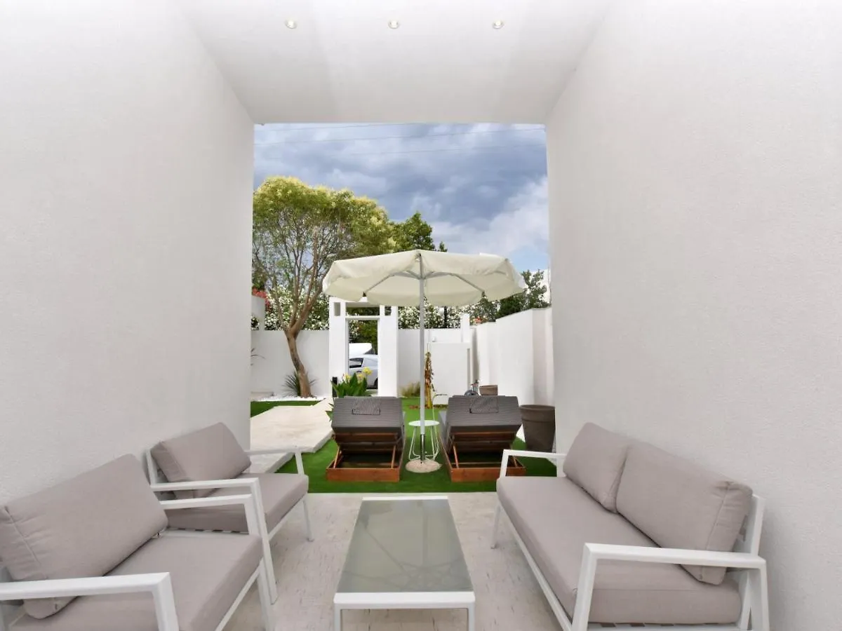 Apartment 4 Elements Seaside Luxury Suites By Rentalspro Services Nea Moudania Halkidiki