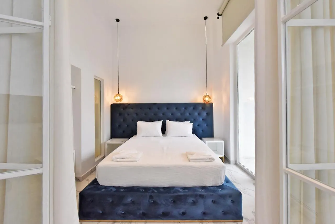 4 Elements Seaside Luxury Suites By Rentalspro Services Nea Moudania Halkidiki