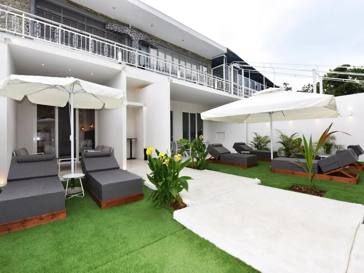 4 Elements Seaside Luxury Suites By Rentalspro Services Nea Moudania Halkidiki