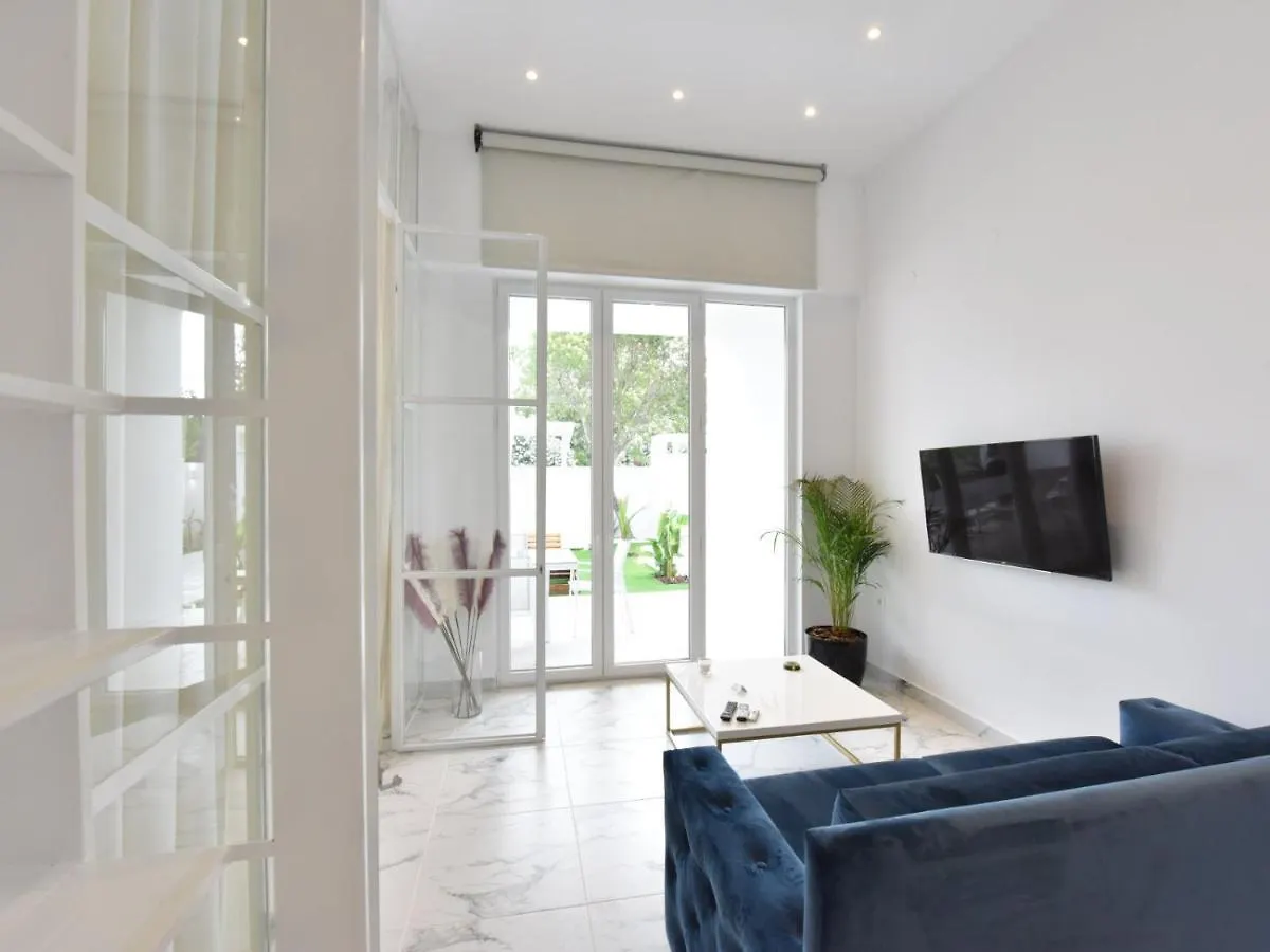 4 Elements Seaside Luxury Suites By Rentalspro Services Nea Moudania Halkidiki Apartment